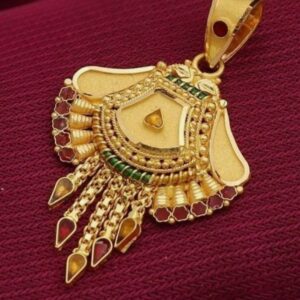 Traditional pendant
