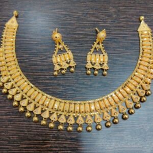 18kt gold gauri nacklace set